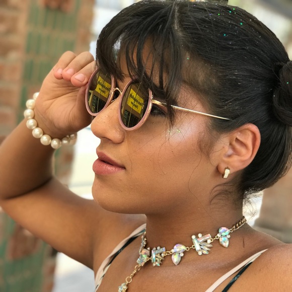 ❄️ Icy Blue Handmade Shadow/Highlighter ❄️ - Picture 8 of 8